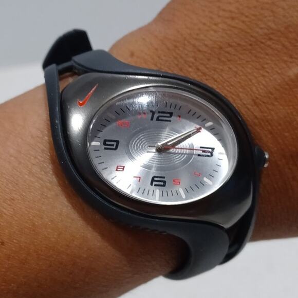 NIKE Vintage H2O analogo Sport Watch (Need new Battery) - Picture 1 of 5